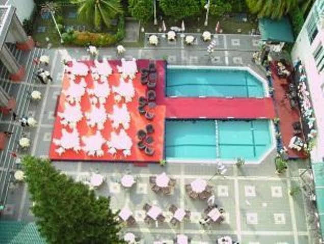 Emerald Garden International Hotel 4*